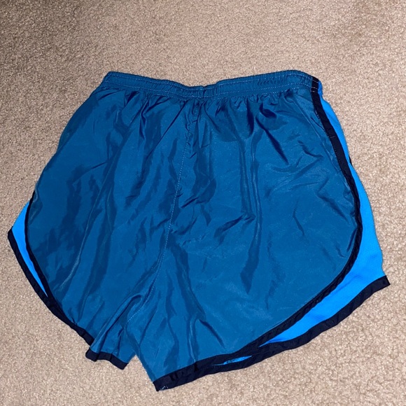 Blue Nike track shorts - Picture 4 of 4